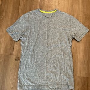 Lululemon shirt size M
